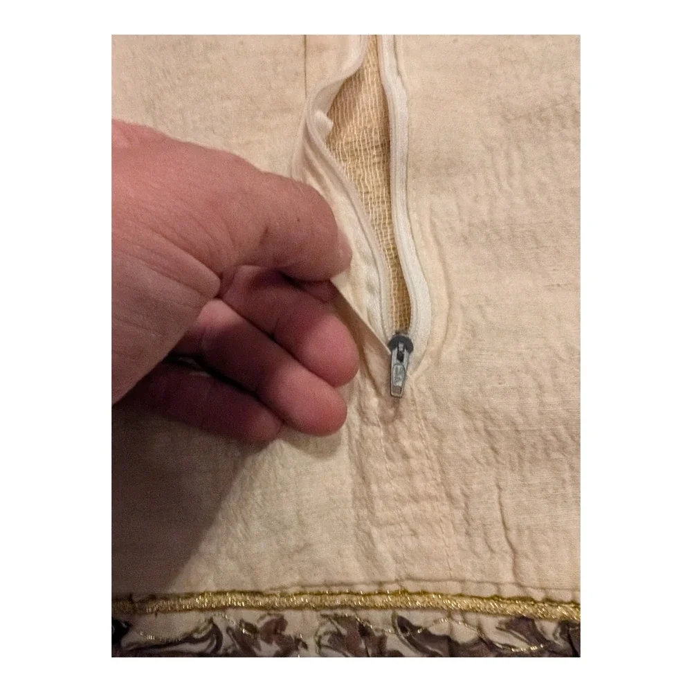 N/A vintage hand